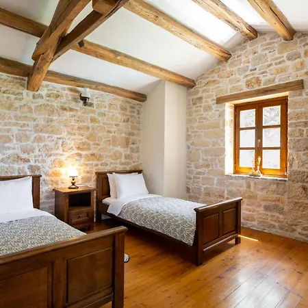 Little Owl Estate - Authentic Istrian Stone *