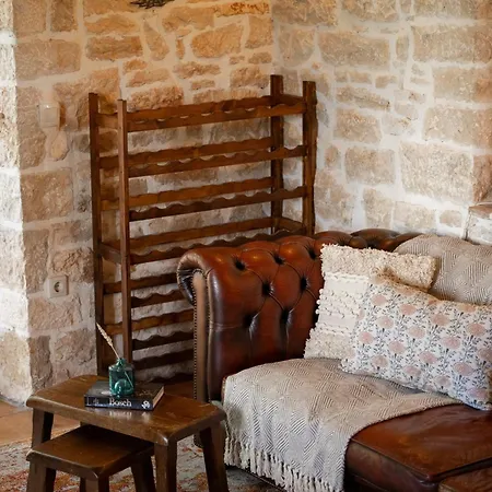 Little Owl Estate - Authentic Istrian Stone *